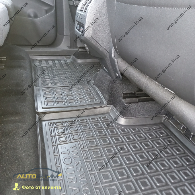 Автомобільні килимки в салон Volkswagen Touran 2016- (AVTO-Gumm)