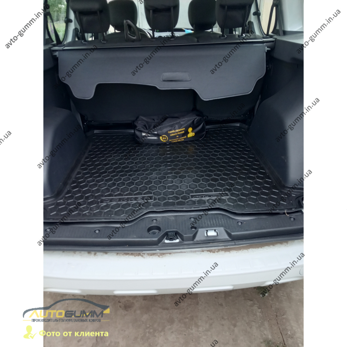 Автомобильный коврик в багажник Renault Dokker 2013- (Avto-Gumm)