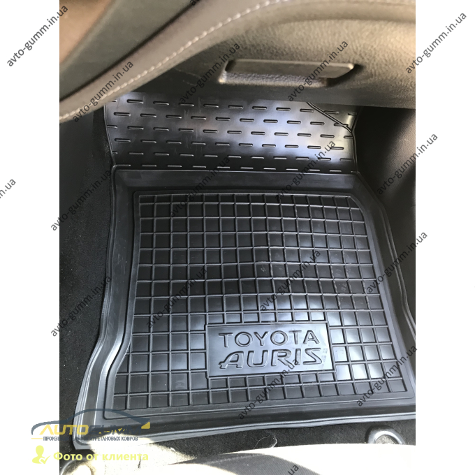 Передні килимки в автомобіль Toyota Auris 2013- (Avto-Gumm)