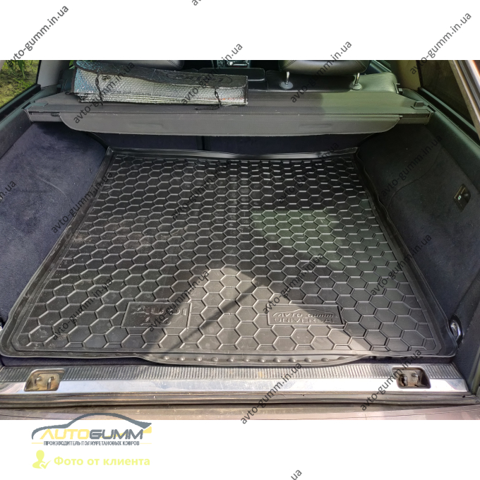 Автомобильный коврик в багажник Audi 100/A6 (C4) 1991-1997 Universal (Avto-Gumm)