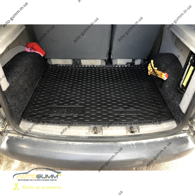 Автомобильный коврик в багажник Volkswagen Caddy 2004- (Avto-Gumm)
