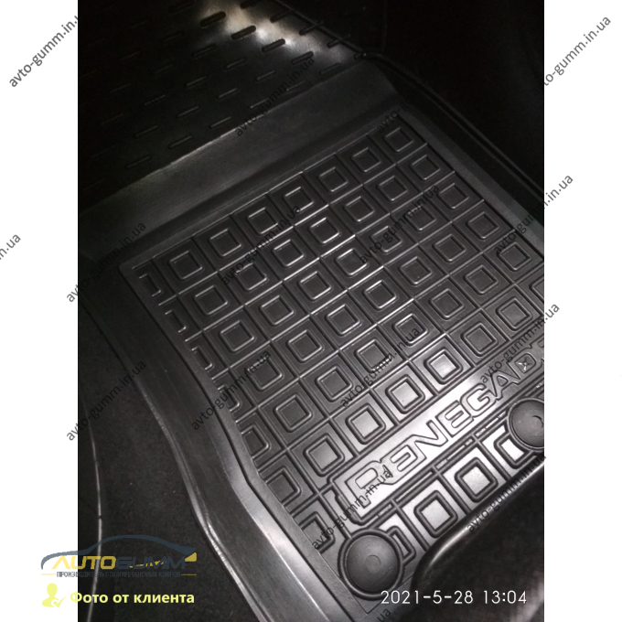 Автомобільні килимки в салон Jeep Renegade 2015- (Avto-Gumm)