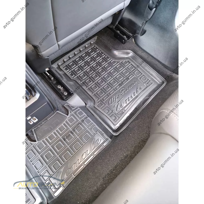 Килимки в салон Alfa Romeo Tonale 2022- гібрид гумові, чорні (AVTO-Gumm)