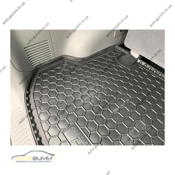 Автомобільний килимок в багажник Hyundai H1 2007- пассажирский (Avto-Gumm)