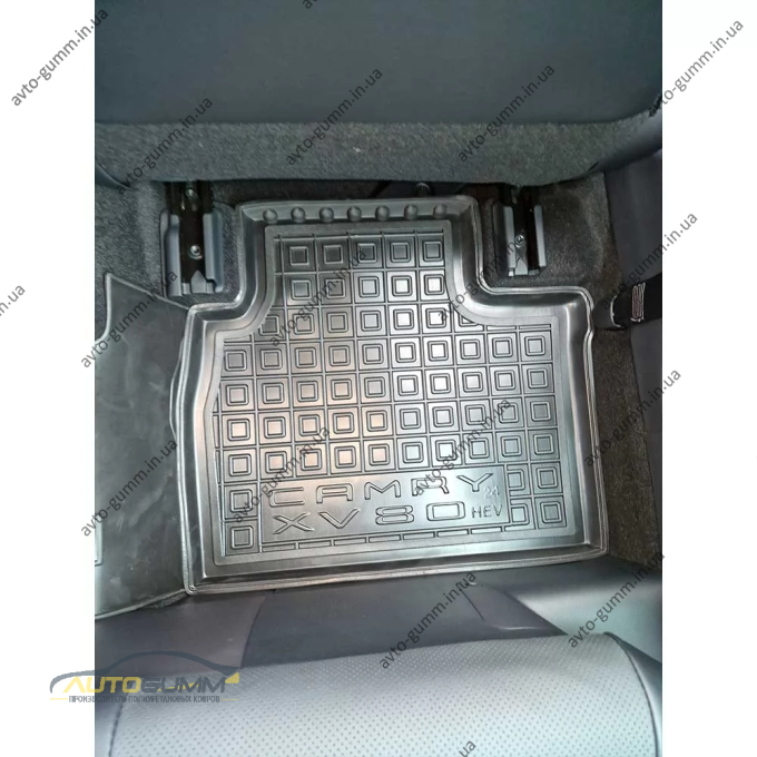 Килимки в салон Toyota Camry 80 2024- HEV гумові, чорні (AVTO-Gumm)