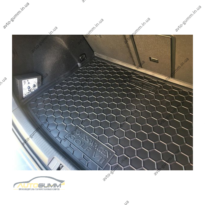 Автомобильный коврик в багажник Volkswagen Golf 7 2013- Hatchback (Avto-Gumm)