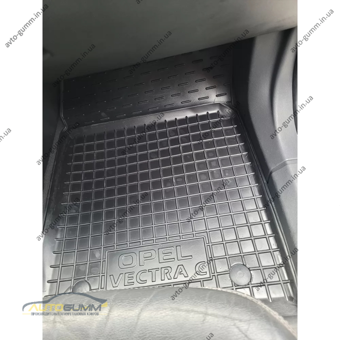 Коврики в салон Opel Vectra C 2002- седан/хэтчбек резиновые, чёрные (AVTO-Gumm)