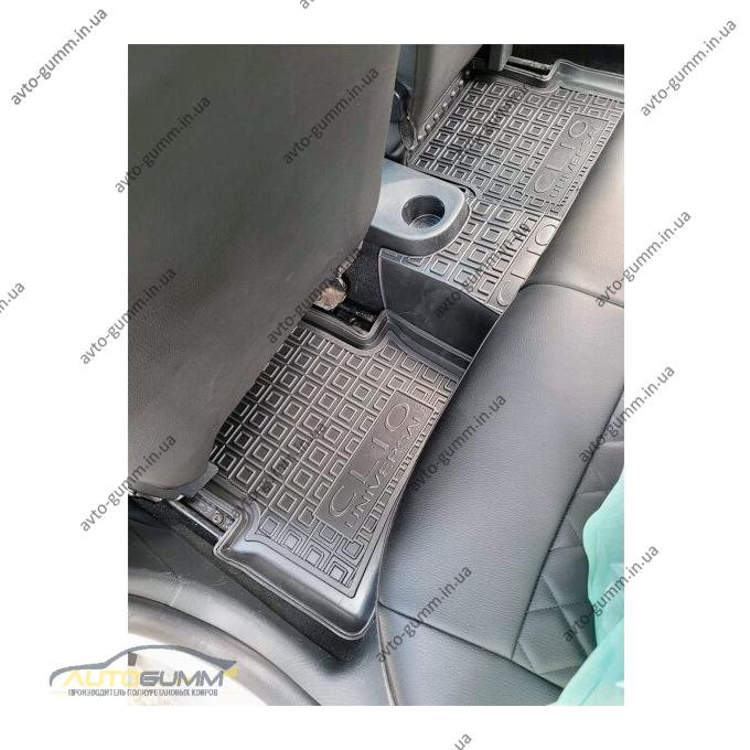 Автомобільні килимки в салон Renault Clio 4 2012- Universal (AVTO-Gumm)