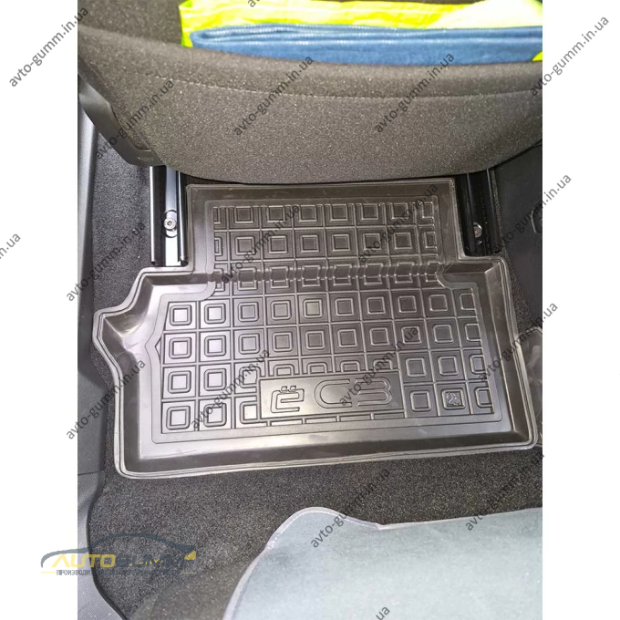Коврики в салон Citroen e-C3 2025- резиновые, чёрные (AVTO-Gumm)