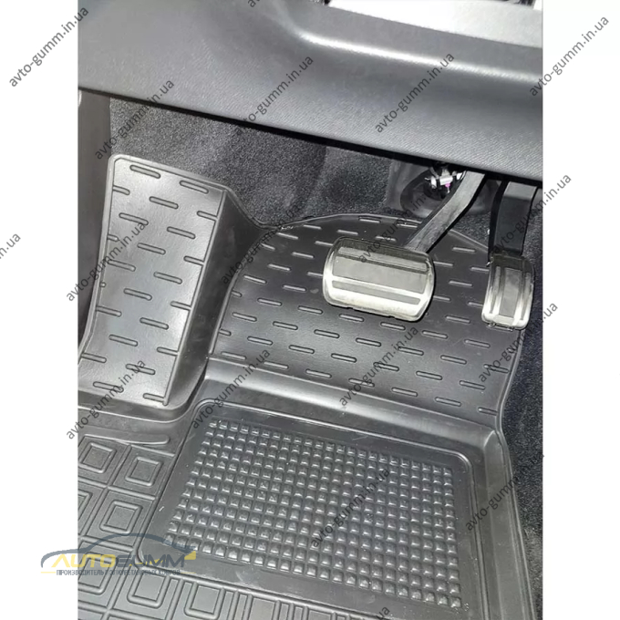 Коврики в салон Peugeot e-2008 2021- резиновые, чёрные (AVTO-Gumm)