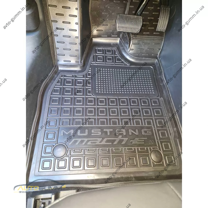 Килимки в салон Ford Mustang Mach-E 2020- гумові, чорні (AVTO-Gumm)