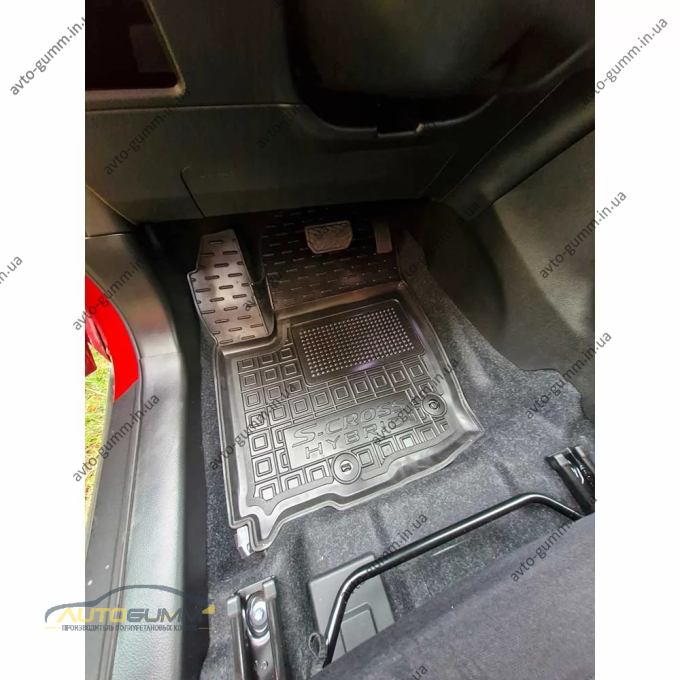 Коврики в салон Suzuki S-Cross 2024- MHEV резиновые, чёрные (AVTO-Gumm)