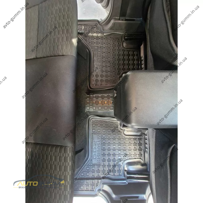 Коврики в салон Mitsubishi L200 2024- Invite резиновые, чёрные (AVTO-Gumm)