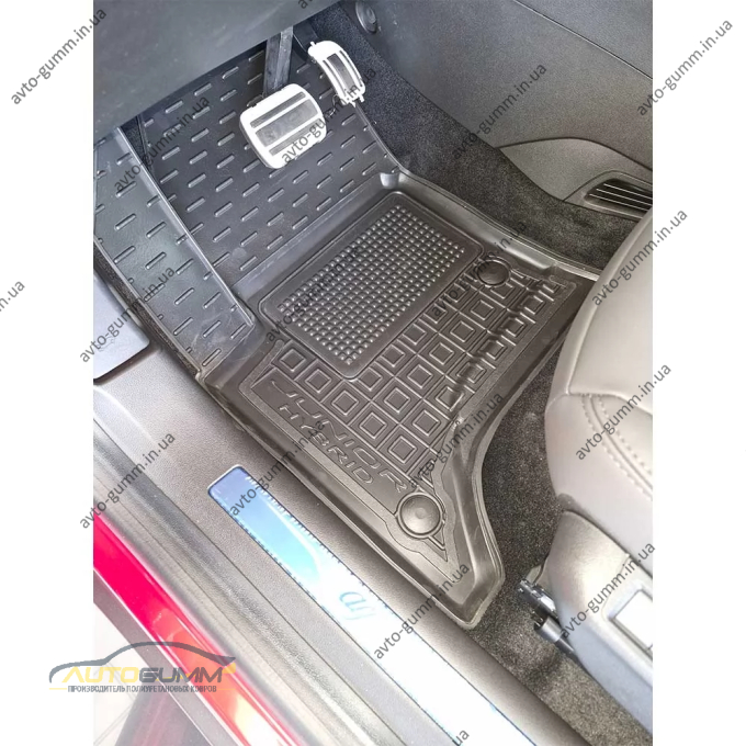 Коврики в салон Alfa Romeo Junior 2025- гибрид резиновые, чёрные (AVTO-Gumm)