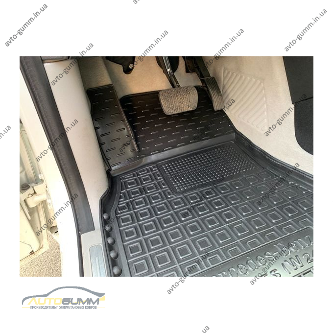 Водійський килимок в салон Mercedes B (W245) 2005-2011 (Avto-Gumm)