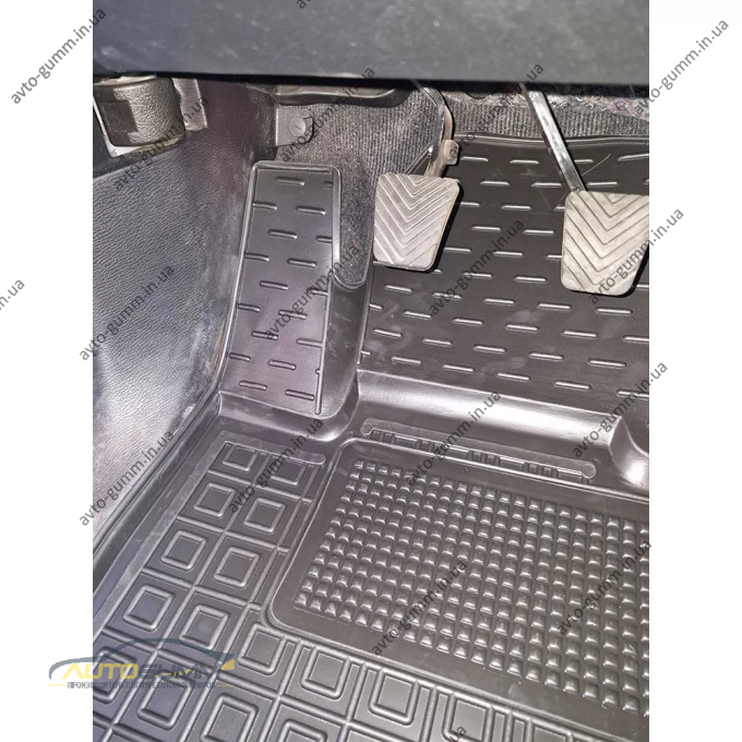 Коврики в салон Mitsubishi L200 2024- Invite резиновые, чёрные (AVTO-Gumm)