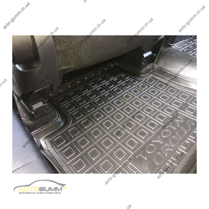 Автомобільні килимки в салон Toyota Corolla 2019- (Hybrid/ДВС) (Avto-Gumm)