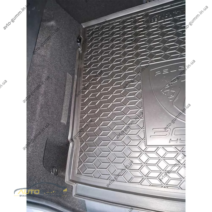 Коврик в багажник Peugeot 3008 2025- гибрид, гибрид/ДВС, верхняя полка резиновый, чёрный (AVTO-Gumm)