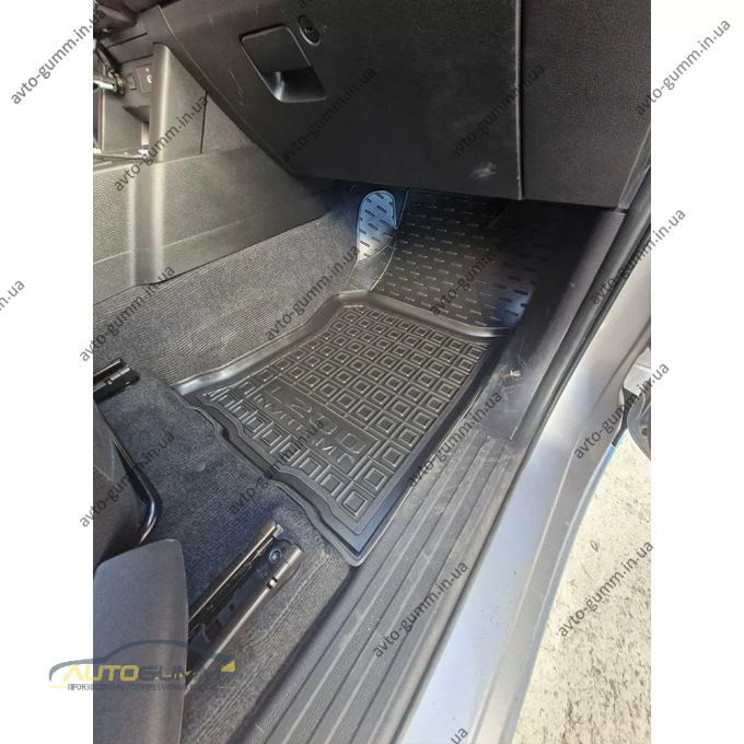 Коврики в салон Mitsubishi L200 2024- Invite резиновые, чёрные (AVTO-Gumm)