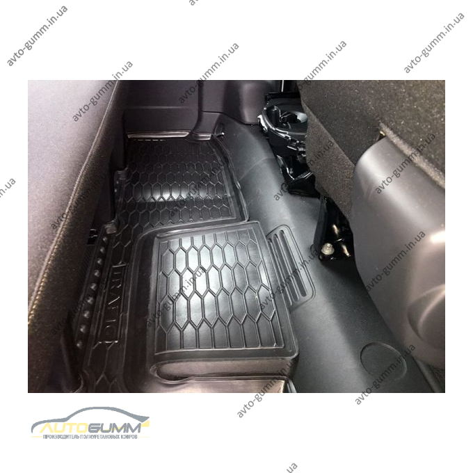 Автомобільні килимки в салон Renault Trafic 3 16-/Opel Vivaro 15- (2-й ряд) (Avto-Gumm)