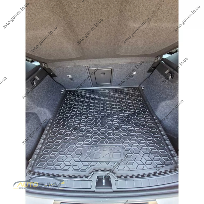 Килимок в багажник Volvo XC40 Recharge 2020- гумовий, чорний (AVTO-Gumm)