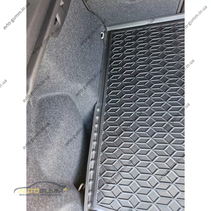 Килимок в багажник Volvo XC40 Recharge 2020- гумовий, чорний (AVTO-Gumm)