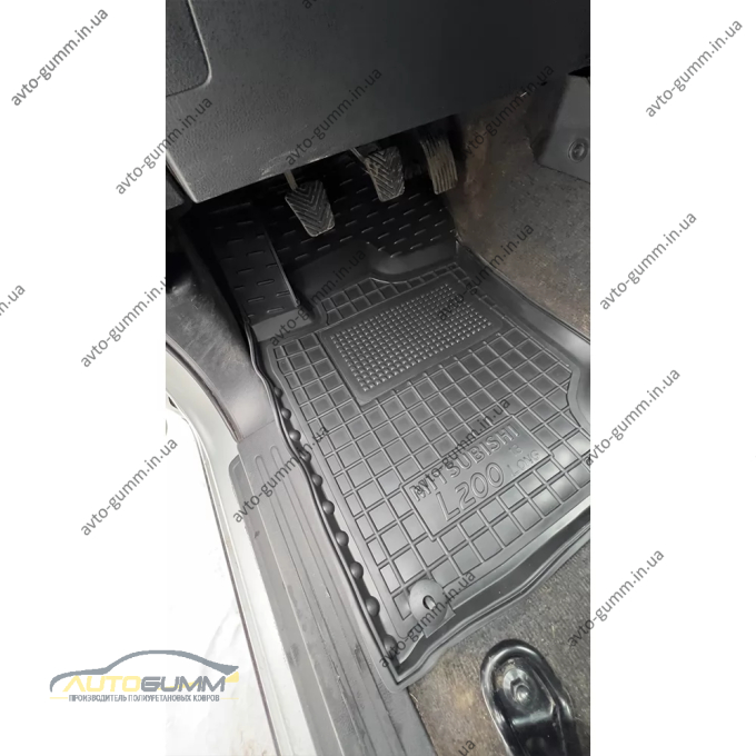 Килимки в салон Mitsubishi L200 2016-2023 Invite гумові, чорні (AVTO-Gumm)