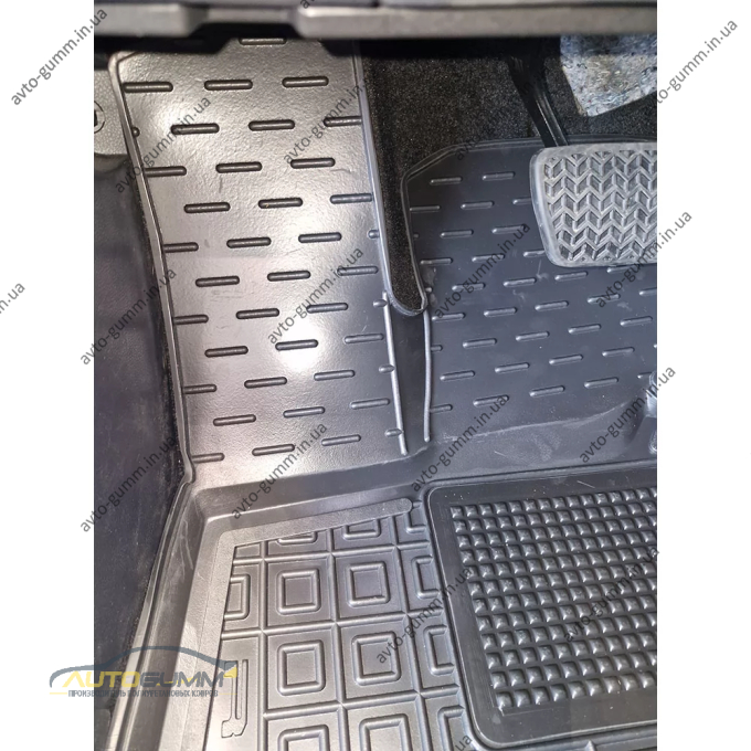 Коврики в салон Toyota RAV4 2026- резиновые, чёрные (AVTO-Gumm)