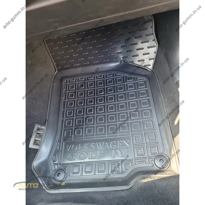 Коврики в салон Volkswagen Golf 4 1998-2003 резиновые, чёрные (AVTO-Gumm)