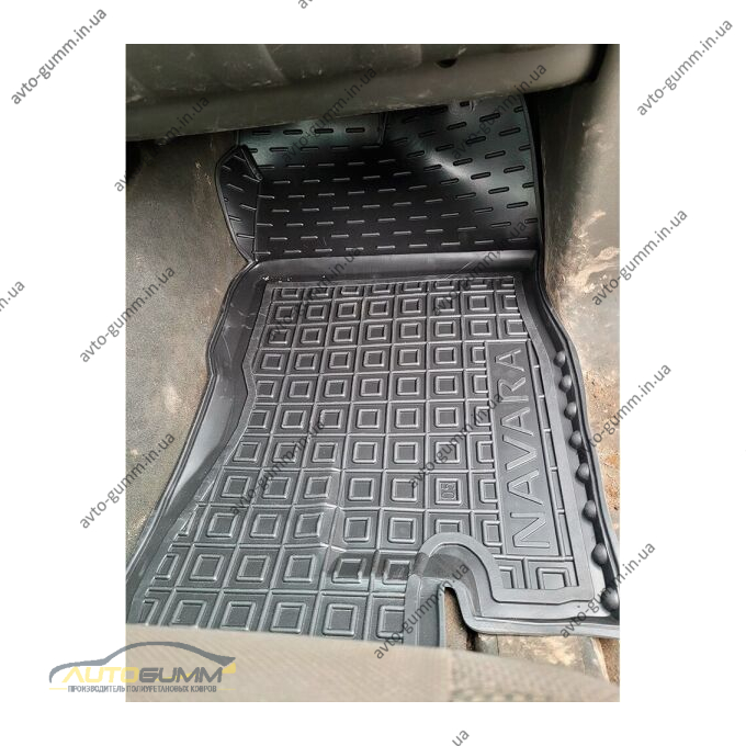 Передні килимки в автомобіль Nissan Navara King Cab 2005- (AVTO-Gumm)