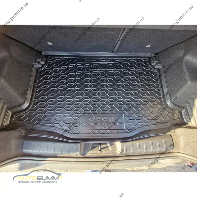 Коврик в багажник Jeep Avenger EV 2023- верхняя полка резиновый, чёрный (AVTO-Gumm)