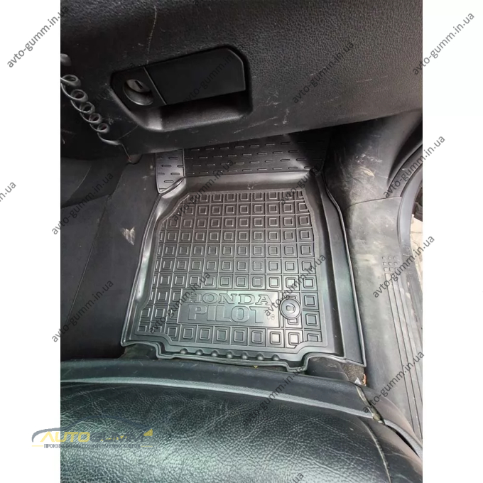 Килимки в салон Honda Pilot 2008-2015 гумові, чорні (AVTO-Gumm)