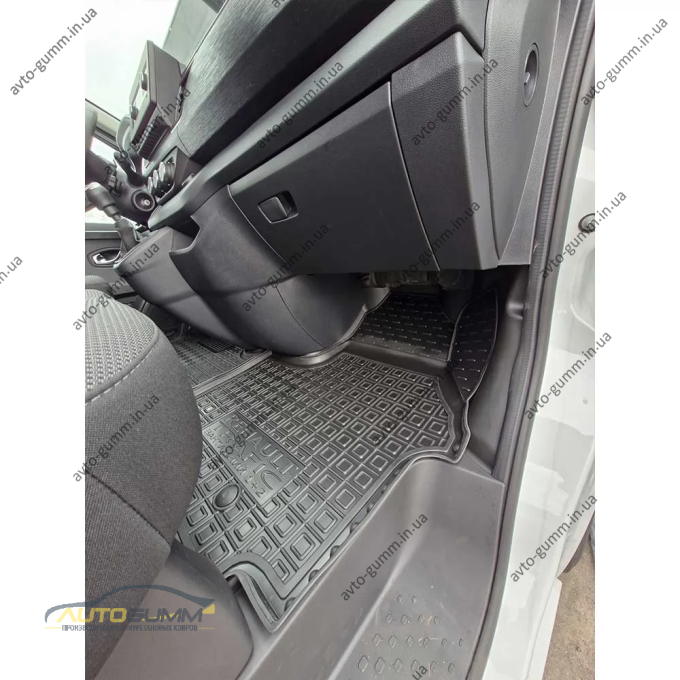 Коврики в салон Renault Trafic 3 2022- 1+2, пассажирский резиновые, чёрные (AVTO-Gumm)