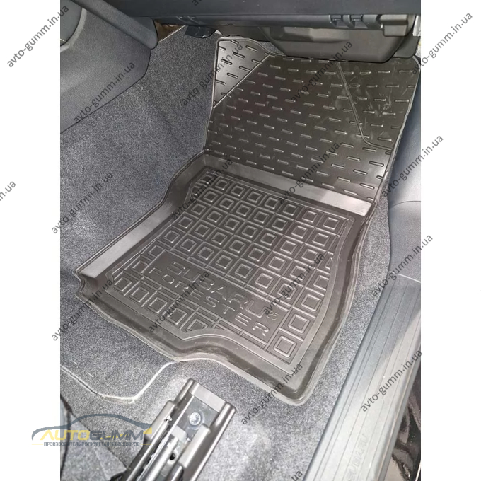 Килимки в салон Subaru Forester 6 2025- гумові, чорні (AVTO-Gumm)