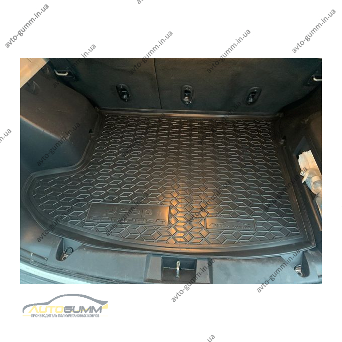 Автомобильный коврик в багажник Jeep Compass 2011-2016 (AVTO-Gumm)