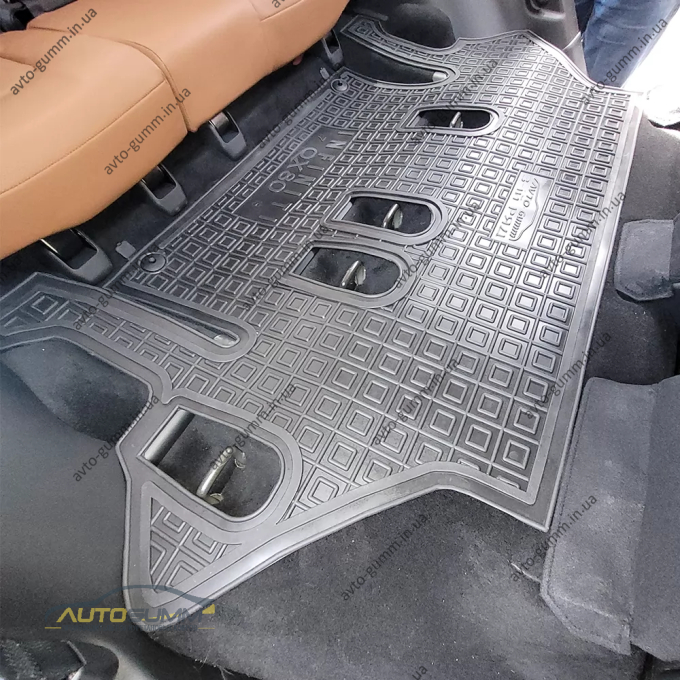 Коврики в салон Infiniti QX80 2018- 7 мест, 3-й ряд резиновые, чёрные (AVTO-Gumm)