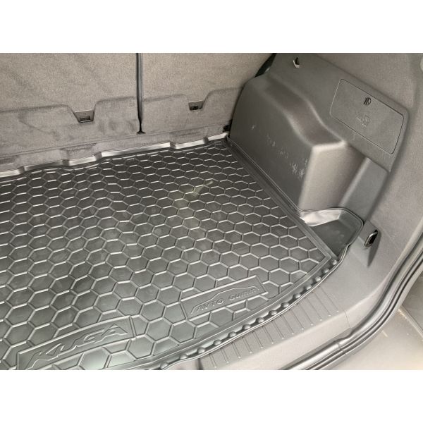 Автомобильный коврик в багажник Ford Kuga 2013- (Avto-Gumm)