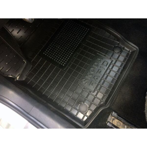 Передні килимки в автомобіль Skoda Rapid 2013- (Avto-Gumm)