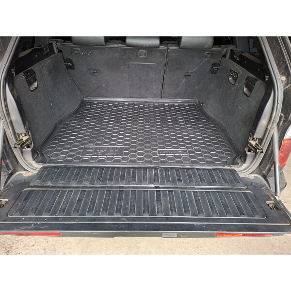 Килимок в багажник BMW X5 (E53) 2000-2007 гумовий, чорний (AVTO-Gumm)