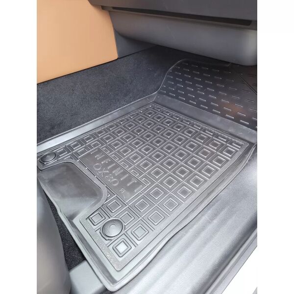 Коврики в салон Infiniti QX80 2018- 7 мест (3 ряда) резиновые, чёрные (AVTO-Gumm)