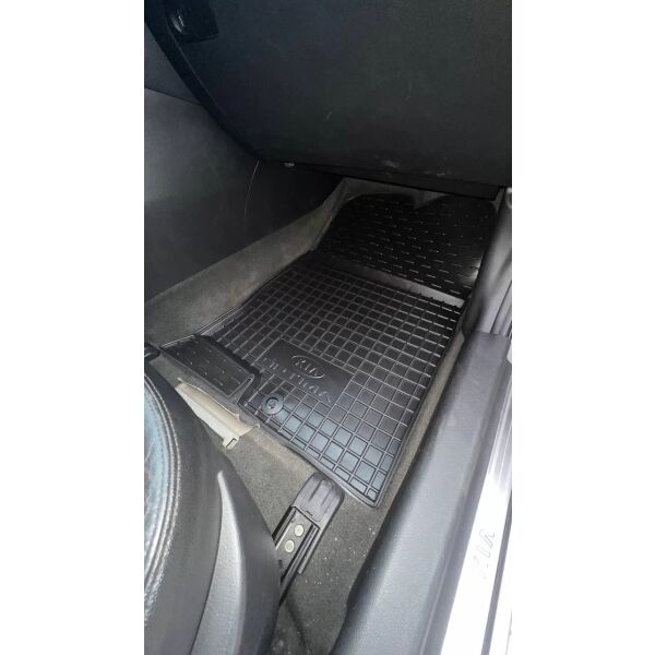 Килимки в салон Kia Optima 2010-2015 гумові, чорні (AVTO-Gumm)