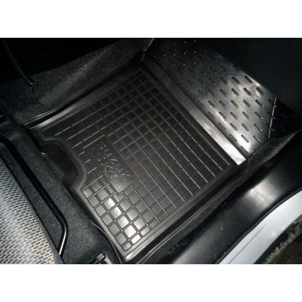 Автомобильные коврики в салон Suzuki SX4 2013- (Avto-Gumm)