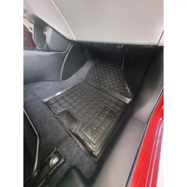 Килимки в салон Suzuki Swift 2024- гібрид гумові, чорні (AVTO-Gumm)