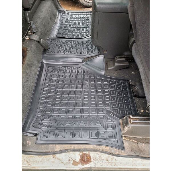 Автомобільні килимки в салон Nissan Navara King Cab 2005- (AVTO-Gumm)