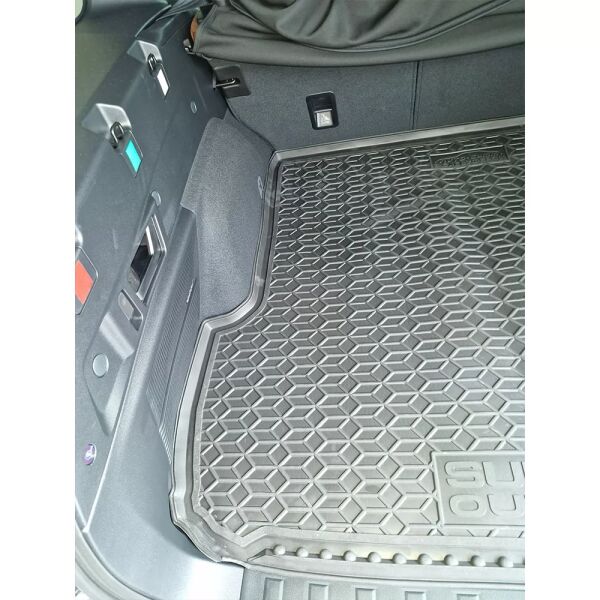 Коврик в багажник Subaru Outback 2026- с сабвуфером резиновый, чёрный (AVTO-Gumm)