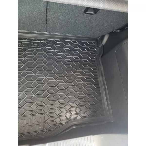 Килимок в багажник Suzuki Swift 2024- гібрид гумовий, чорний (AVTO-Gumm)