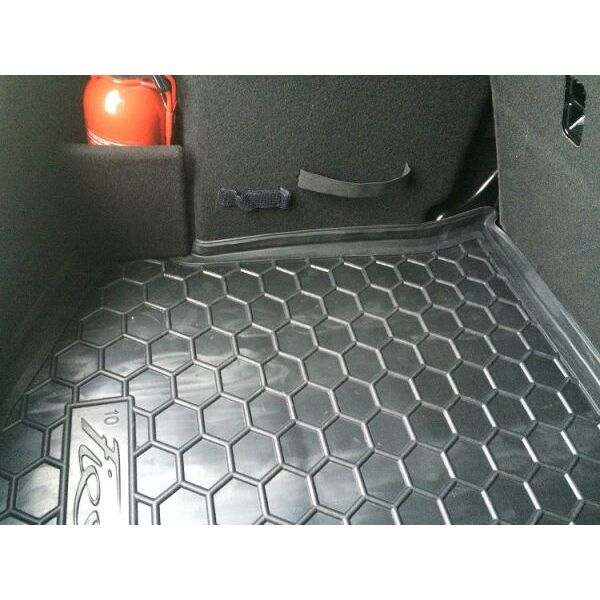 Автомобильный коврик в багажник Ford Fiesta 2008-2015 (Avto-Gumm)