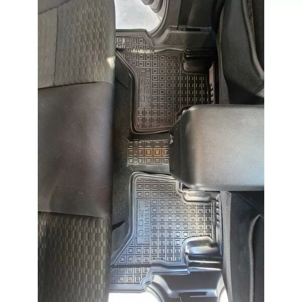Коврики в салон Mitsubishi L200 2024- Invite резиновые, чёрные (AVTO-Gumm)