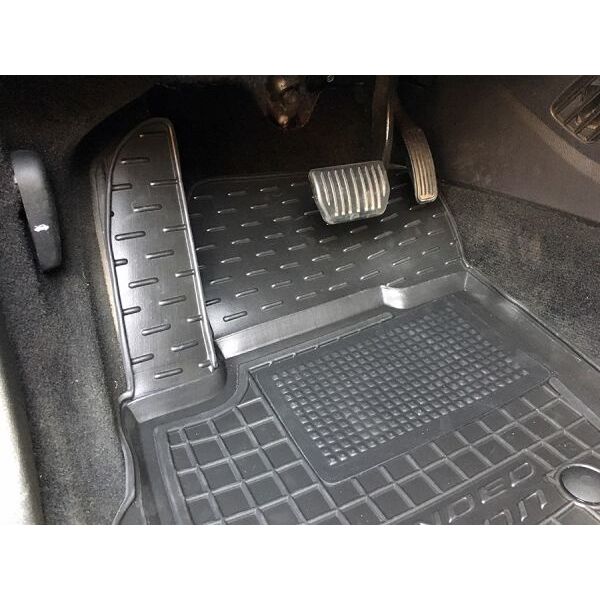 Водійський килимок в салон Ford Mondeo 15-/Fusion 15- (Avto-Gumm)