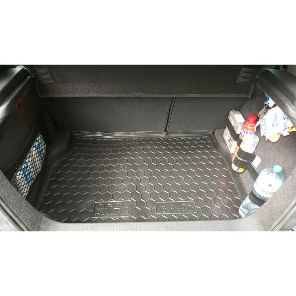 Автомобільний килимок в багажник Opel Astra (H) 2004- hatchback (Avto-Gumm)